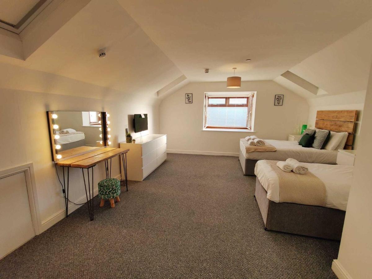 2 Ensuites, Garden, Smart Tv'S In All Rooms! 斯旺西 外观 照片