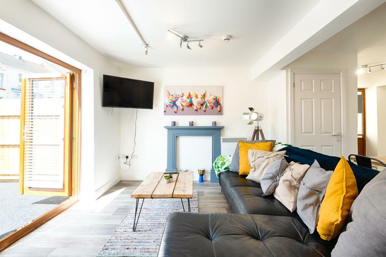 2 Ensuites, Garden, Smart Tv'S In All Rooms! 斯旺西 外观 照片